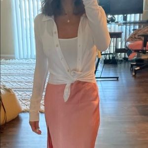 EXTREMELY SOFT AND LIGHTWEIGHT BUTTON UP. STAPLE IN EVERY CLOSET